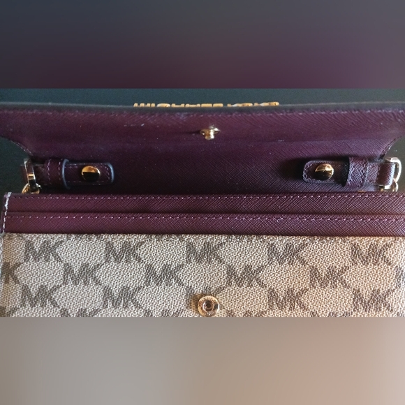 Michael Kors Jet Set Saffiano Leather Luggage Wallet Chain Crossbody Bag - Picture 2 of 11